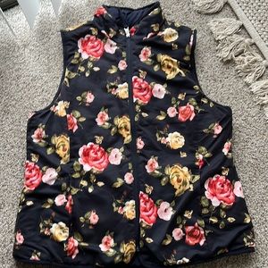 Reversible puffer vest